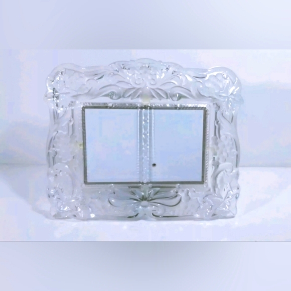 Mikasa Crystal Double Picture Frame 8"X 11" Frame 3"X 4.25" Picture Size - Picture 1 of 2